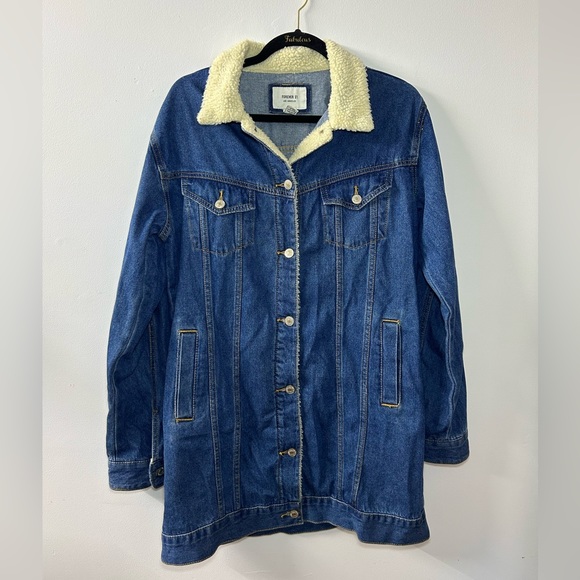 Forever21 Jean Jacket with teddy lining - Picture 1 of 5
